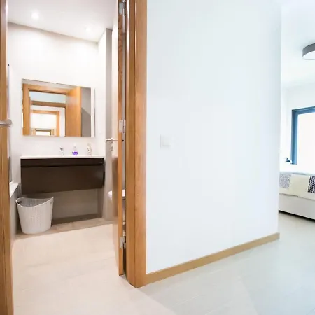 Luxurious Beach In Praia Da Rocha 2 Bedrooms Apartment