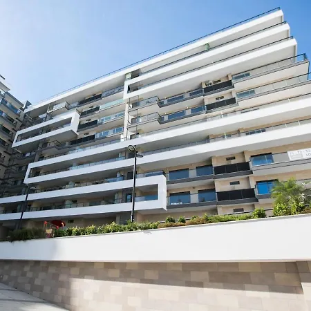 Luxurious Beach In Praia Da Rocha 2 Bedrooms Apartment