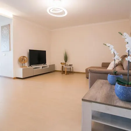 Luxurious Beach In Praia Da Rocha 2 Bedrooms Apartment Portimao